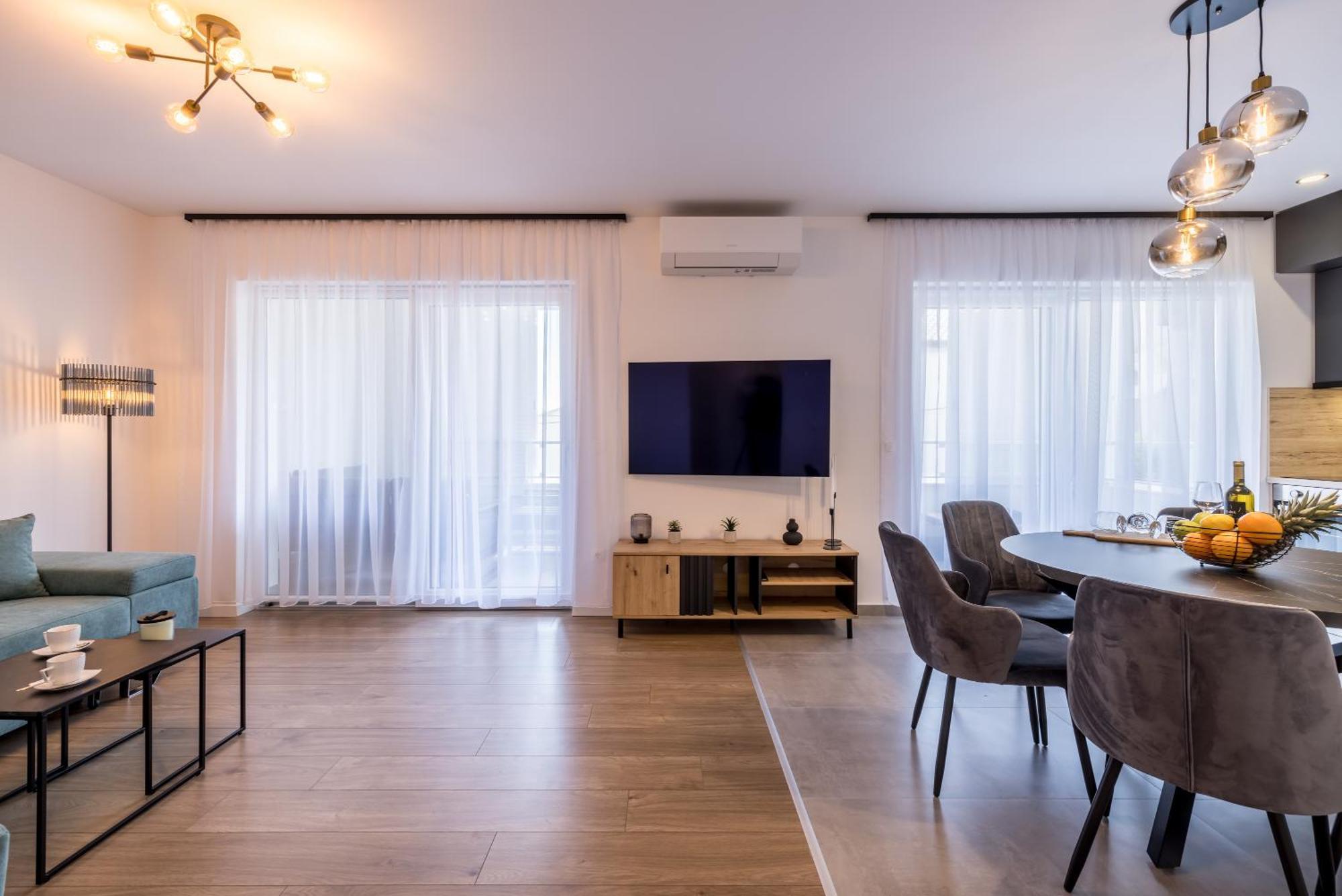 Adriatic Nest, Cozy And Modern Two Bedroom Apartment Kaštela Exterior foto